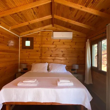 Dada Bungalows Hotel